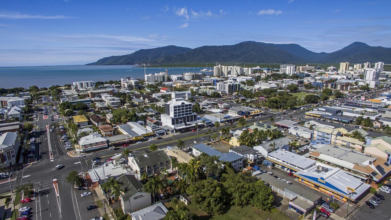 Sunshine Tower Hotel Cairns Buitenkant foto